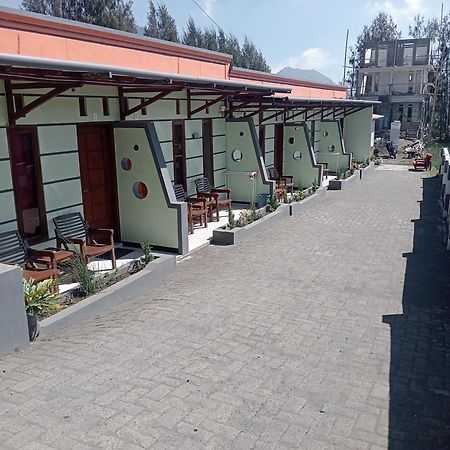 Mentigen Homestay Ngadisari Extérieur photo